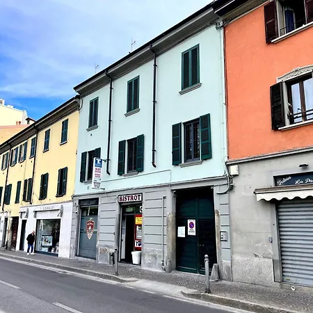 Prestige Duomo Apartment - Lake Como Exterior photo